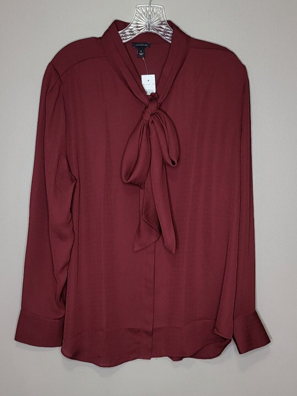 Ann Taylor Burgundy Tie Neck Blouse XL NWT Long Sleeve Career Top